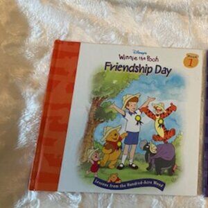 2/$25 Disney's Winnie the Pooh Friendship Day Lessons Book #1 Hardcover